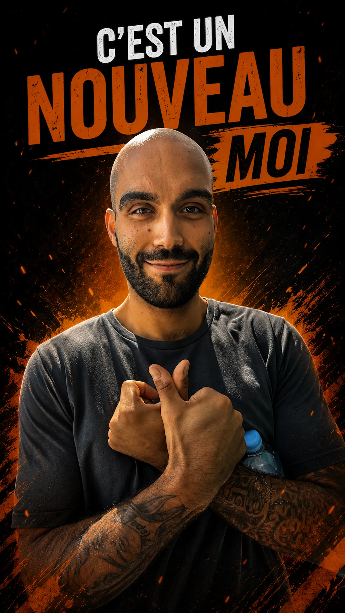 Homme souriant fier de sa transformation physique avec Just4You Coaching