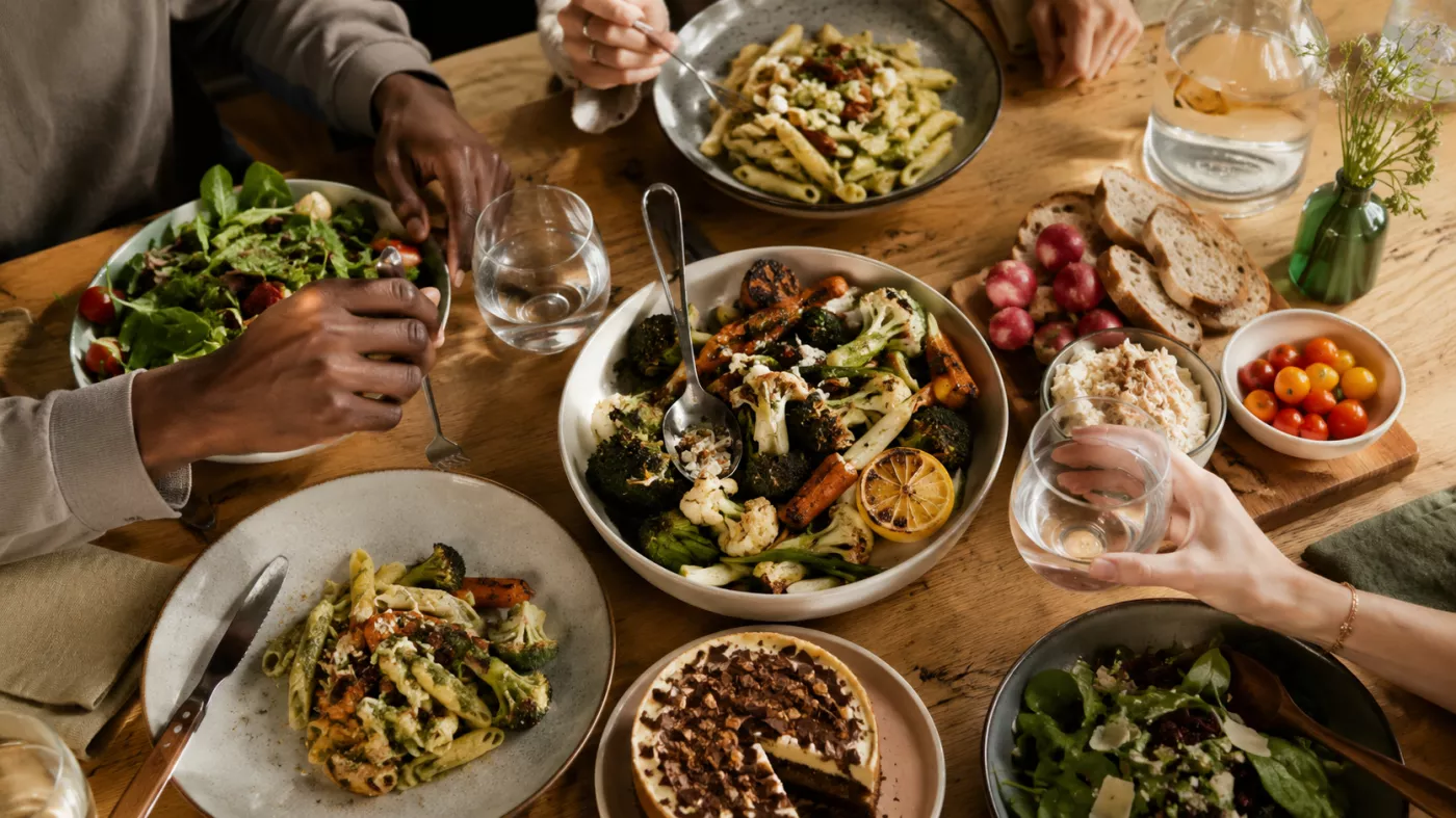 Repas partagé entre amis